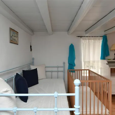 Centrally Located House For 3 People In Сasa de vacaciones *