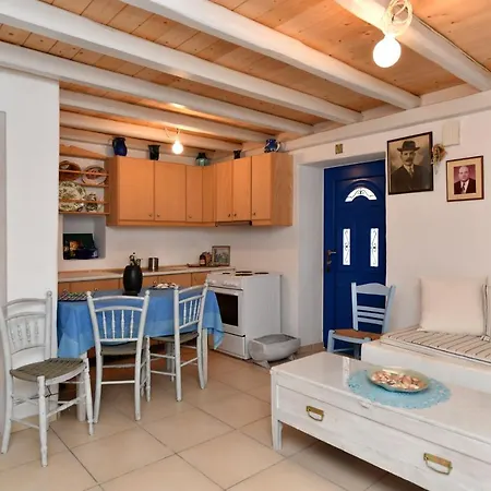 Centrally Located House For 3 People In Feriehus